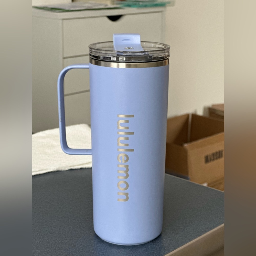 lululemon athletica insulated 20oz mug